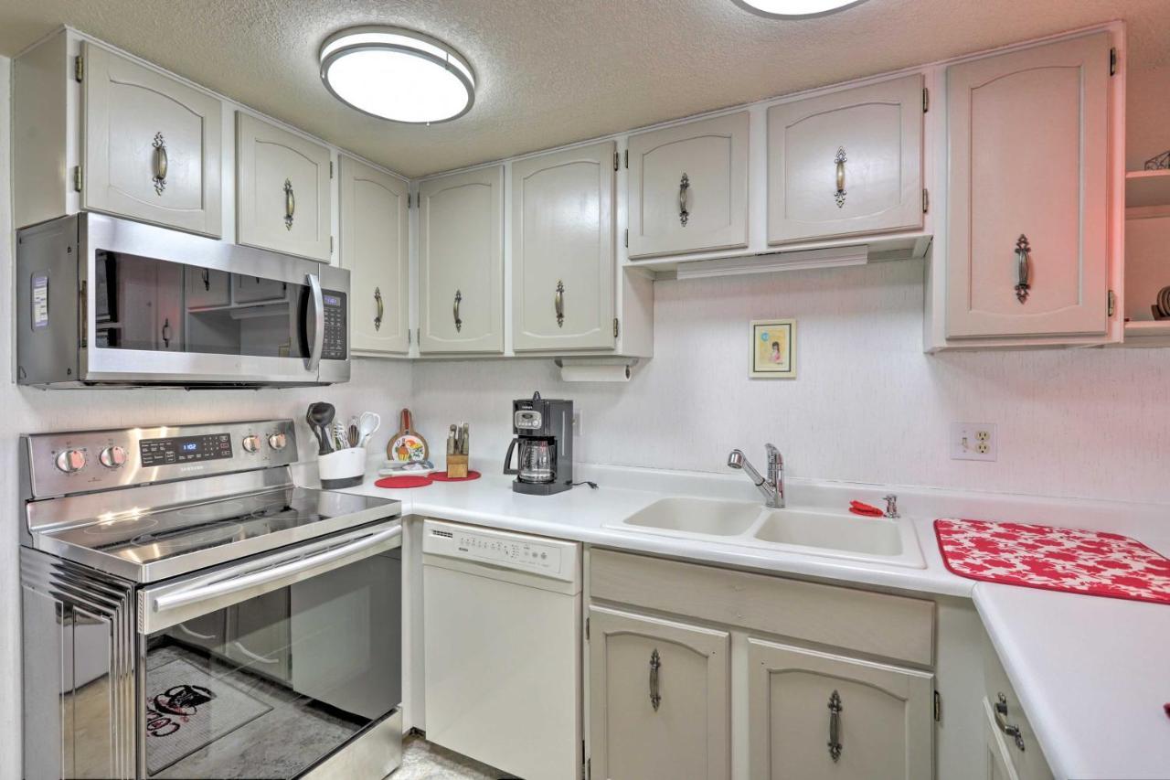 Grand Junction Golf Course Condo With Balconies Exterior photo